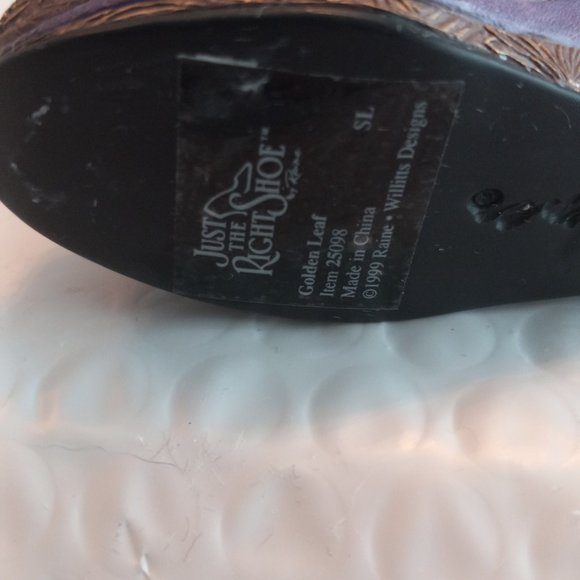 Just The Right Shoe By Raine Golden Leaf Mini Figurine 25098 - Picture 9 of 9